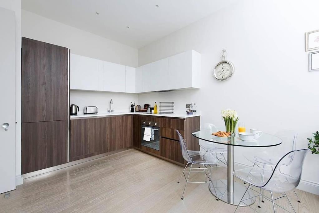 Appartement Recently Redecorated Bright 1br Near Shepherds Bush With Parking Soa